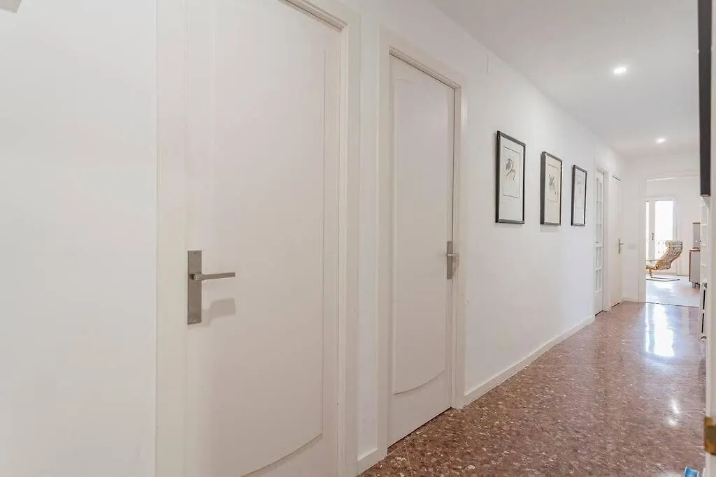 Big Apartment For 14 In The Heart Of Eixample Barcelona 0*,
