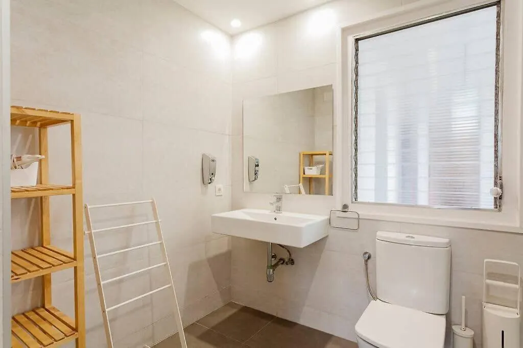 Big Apartment For 15 In The Heart Of Eixample Barcelona Espanha